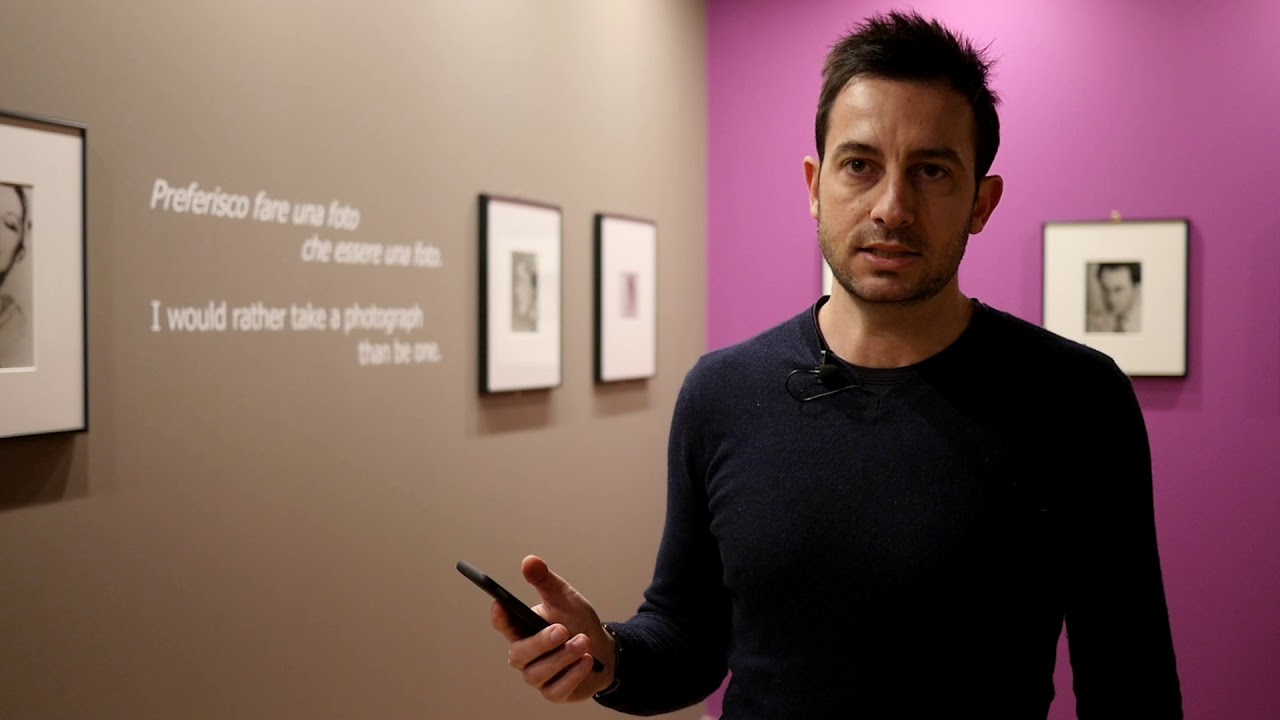 Francesco presenta l'app per la mostra su Lee Miller